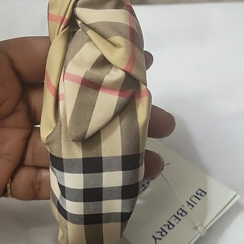 BUBERRY SOFT KNOT HEADBAND NWT NOVA CHECK - Picture 4 of 7
